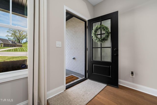 190 Tanners Cove, Johnson City, TN 37615