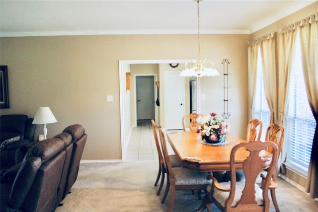 166 Meadowview Circle, Van Alstyne, TX 75495