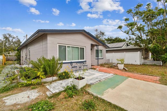 4535 33RD AVENUE N, St Petersburg, FL 33713