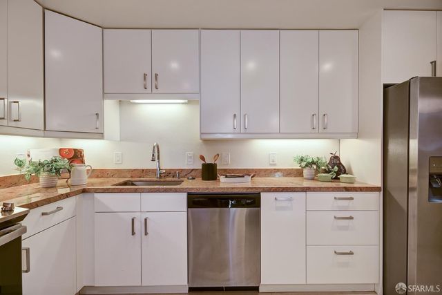 1171 Compass Lane 209, Foster City, CA 94404