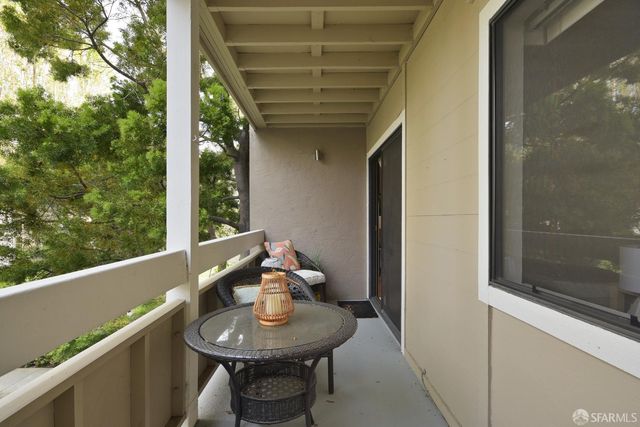 1171 Compass Lane 209, Foster City, CA 94404