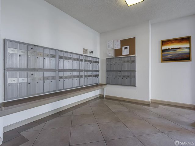 1171 Compass Lane 209, Foster City, CA 94404