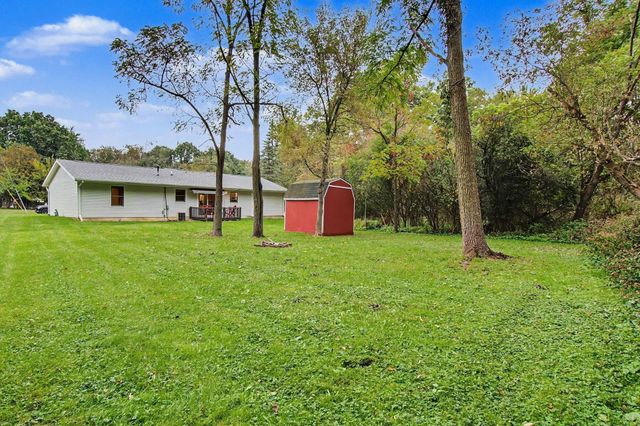 86 Hickory Nut Lane, Springfield City, MI 49037