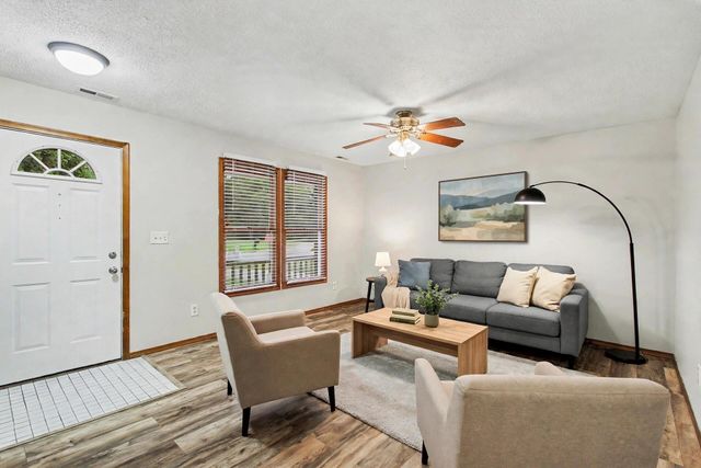 86 Hickory Nut Lane, Springfield City, MI 49037