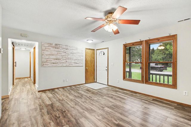 86 Hickory Nut Lane, Springfield City, MI 49037