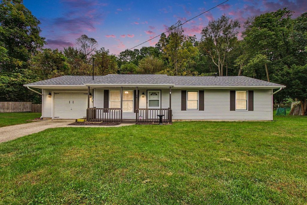 86 Hickory Nut Lane, Springfield City, MI 49037