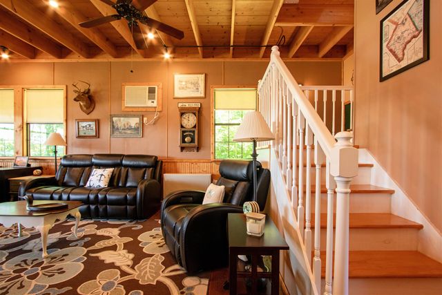98 Nanas Lane, Concord, VT 05824
