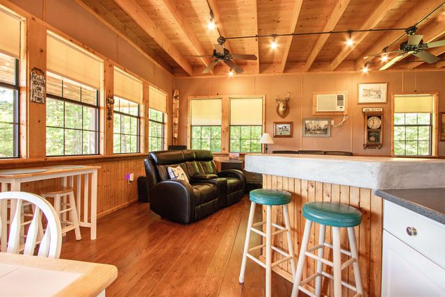 98 Nanas Lane, Concord, VT 05824