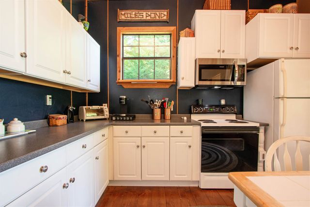 98 Nanas Lane, Concord, VT 05824
