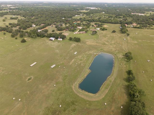 5309 Burleson Oaks Drive, Burleson, TX 76028