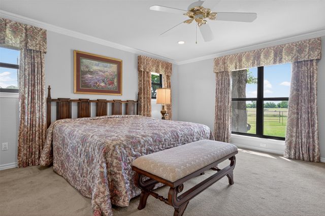 5309 Burleson Oaks Drive, Burleson, TX 76028