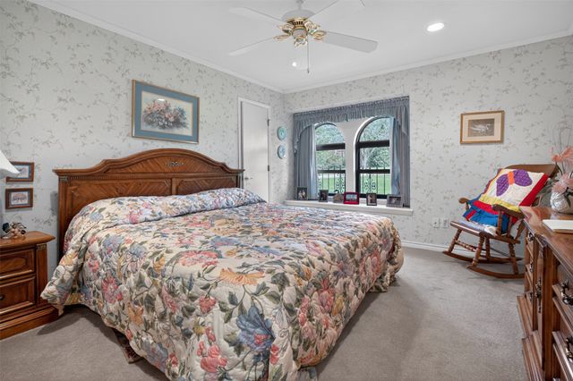 5309 Burleson Oaks Drive, Burleson, TX 76028