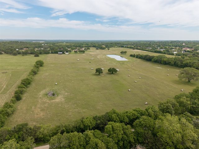 5309 Burleson Oaks Drive, Burleson, TX 76028