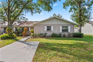 5108 LAWNTON COURT, Tampa, FL 33624