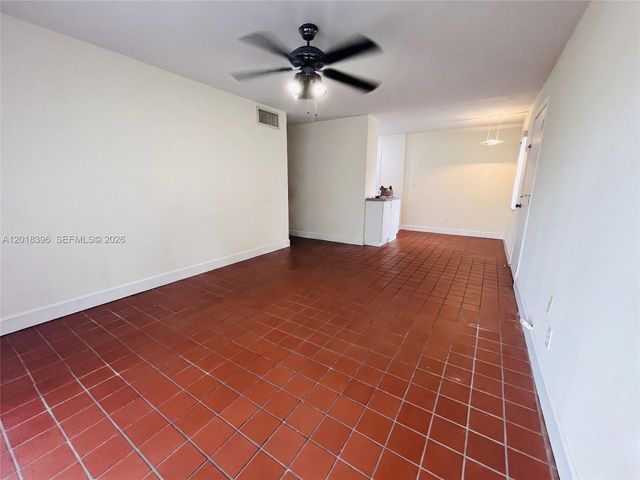 8701 SW 141st St B4, Palmetto Bay, FL 33176