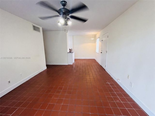 8701 SW 141st St B4, Palmetto Bay, FL 33176