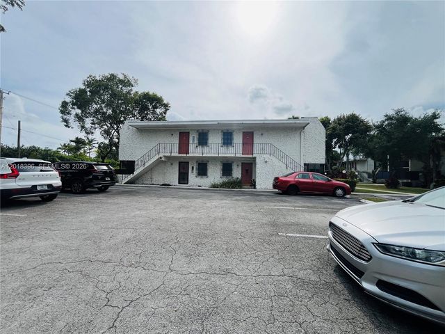 8701 SW 141st St B4, Palmetto Bay, FL 33176