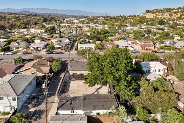 2842 W Avenue 33, Los Angeles, CA 90065