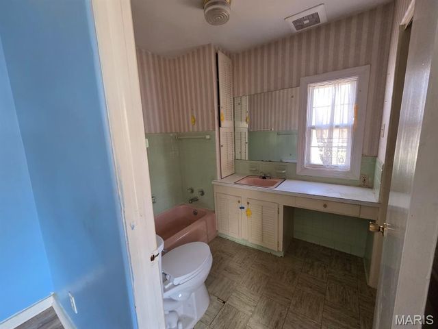 1103 Lester Street, Poplar Bluff, MO 63901