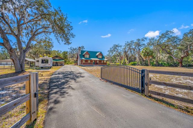 9802 ROYAL PALM AVENUE, New Port Richey, FL 34654