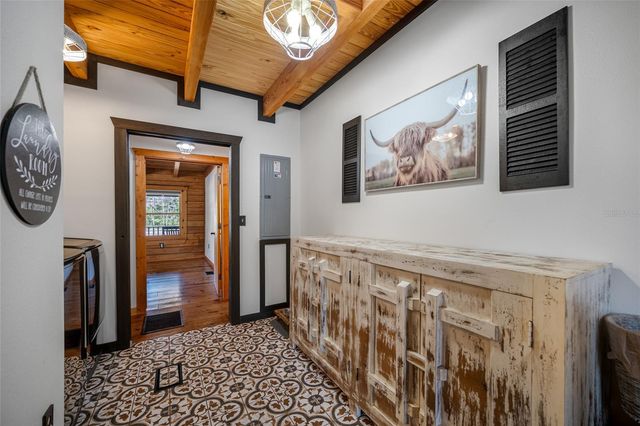 9802 ROYAL PALM AVENUE, New Port Richey, FL 34654