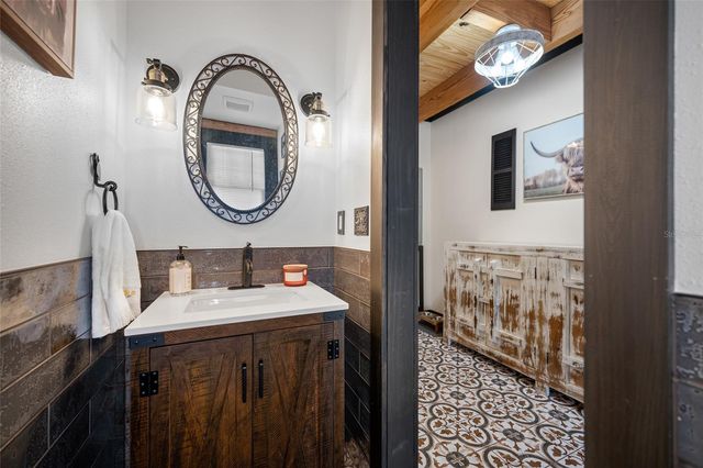 9802 ROYAL PALM AVENUE, New Port Richey, FL 34654