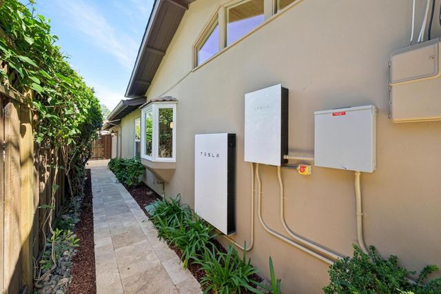 646 Oneida Drive, Sunnyvale, CA 94087