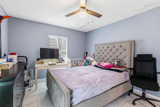 5001 18TH STREET E, Bradenton, FL 34203