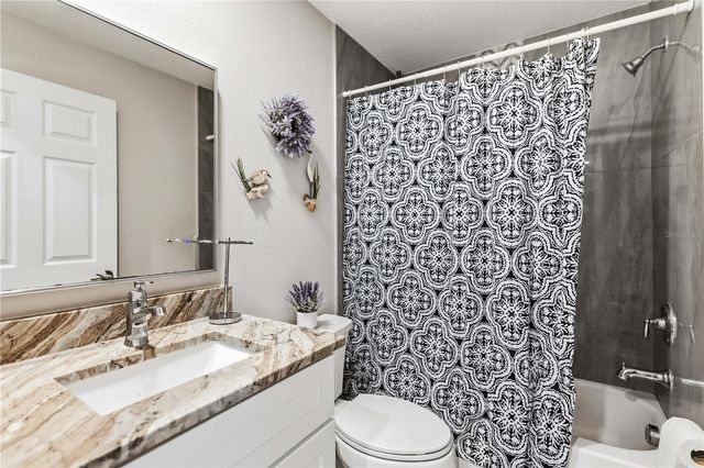 5001 18TH STREET E, Bradenton, FL 34203