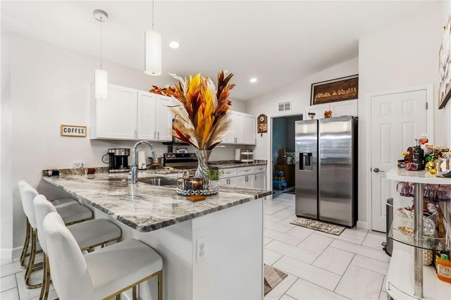 5001 18TH STREET E, Bradenton, FL 34203