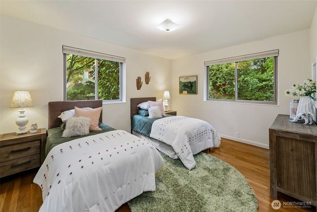 6533 38th Avenue SW, Seattle, WA 98126