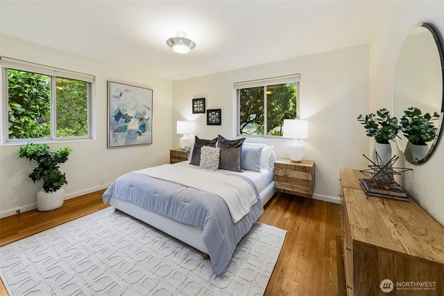 6533 38th Avenue SW, Seattle, WA 98126