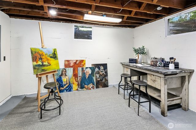 6533 38th Avenue SW, Seattle, WA 98126