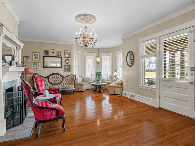 422 South Limestone Street, Gaffney, SC 29340