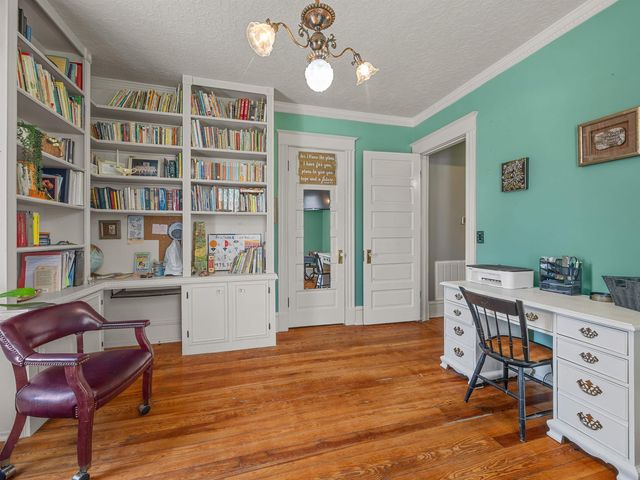 422 South Limestone Street, Gaffney, SC 29340