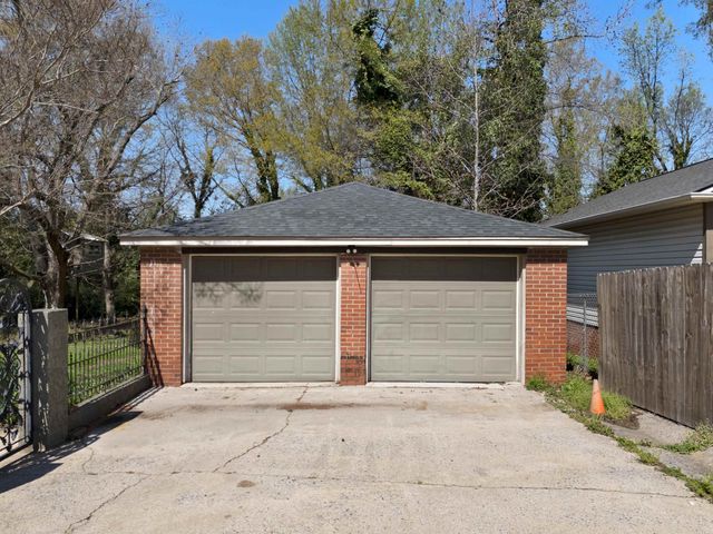 422 South Limestone Street, Gaffney, SC 29340