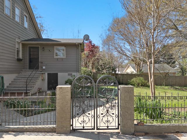 422 South Limestone Street, Gaffney, SC 29340