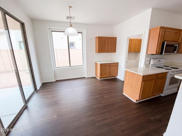 14101 W WINDROSE Drive, Surprise, AZ 85379