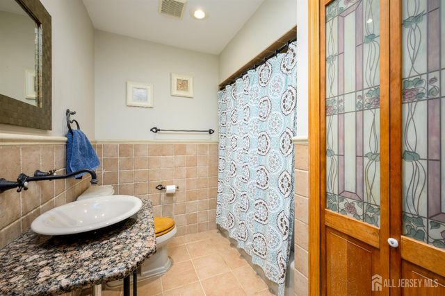 13 King Street, Edison, NJ 08820