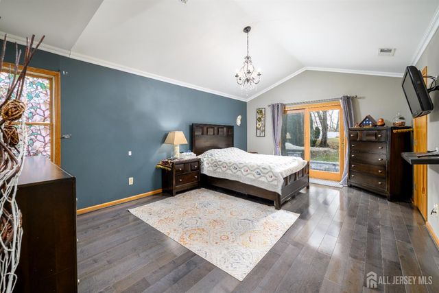 13 King Street, Edison, NJ 08820