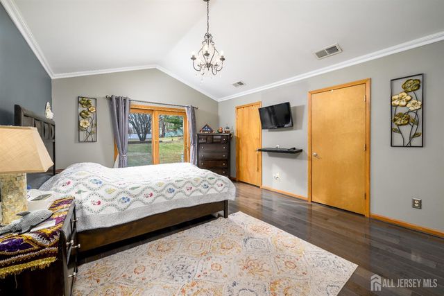 13 King Street, Edison, NJ 08820