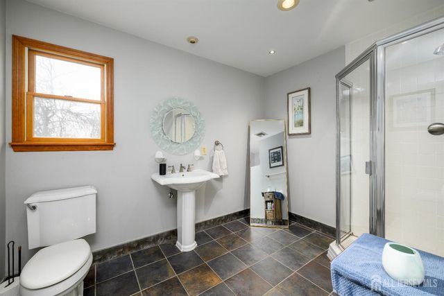 13 King Street, Edison, NJ 08820