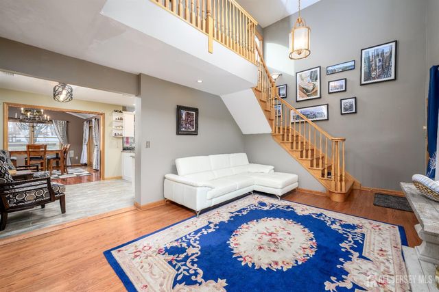 13 King Street, Edison, NJ 08820