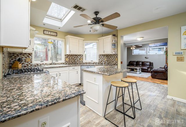 13 King Street, Edison, NJ 08820