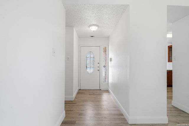 7107 Grassy Trl, San Antonio, TX 78244