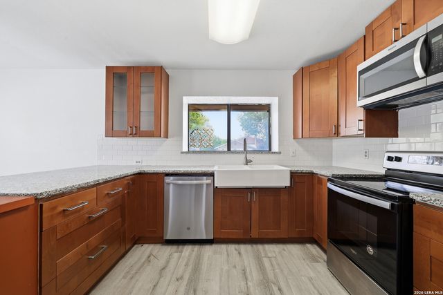 7107 Grassy Trl, San Antonio, TX 78244