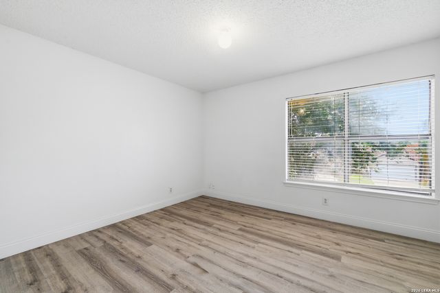 7107 Grassy Trl, San Antonio, TX 78244