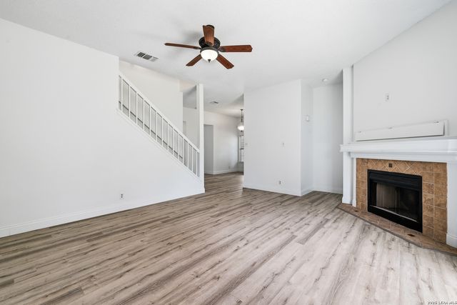 7107 Grassy Trl, San Antonio, TX 78244