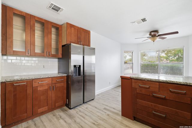 7107 Grassy Trl, San Antonio, TX 78244