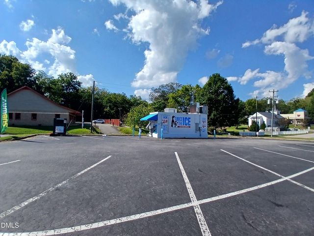 321 E Macon Street, Warrenton, NC 27589